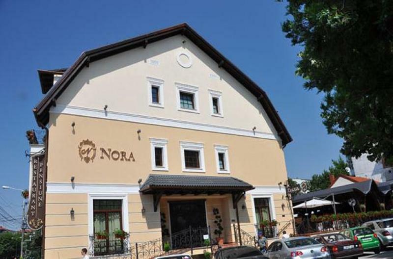 Pensiunea Nora ทิมิชัวรา ภายนอก รูปภาพ